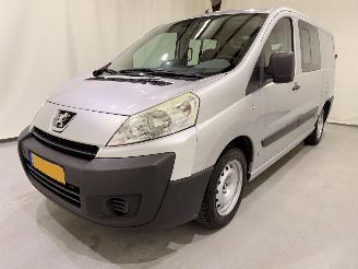 Peugeot Expert 2.0 HDI 135 Dub.Cabine 5p L2 Airco picture 3