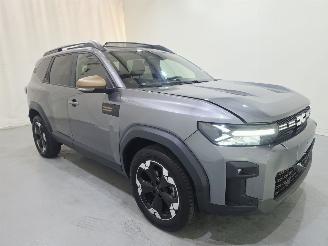 Schadeauto Dacia Bigster Hybrid HEV 155 Extreme Aut Pano 2025/7