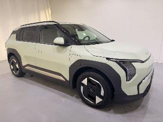 Coche accidentado Kia EV3 Business Plus FWD 85kWh 150kw 2026/1