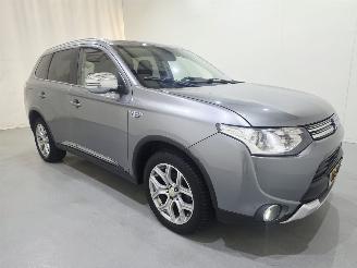 Coche accidentado Mitsubishi Outlander 2.0 PHEV Business 2015/4