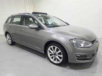 Vaurioauto  passenger cars Volkswagen Golf  2014/12