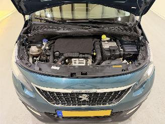 Peugeot 2008 1.2 Automaat PureTech Active picture 18