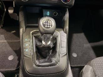Ford Focus 1.5d EcoBlue Titanium Bns picture 16
