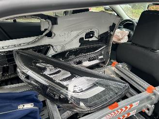 Ford Focus Stationcar 1.0 EcoBoost Hybrid Titanium  ( nieuw prijs 38000,00 ) picture 9