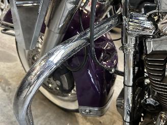 Harley-Davidson Road King FLHRC picture 15