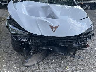 Cupra Born Essential 63 KwH    170 KW picture 2