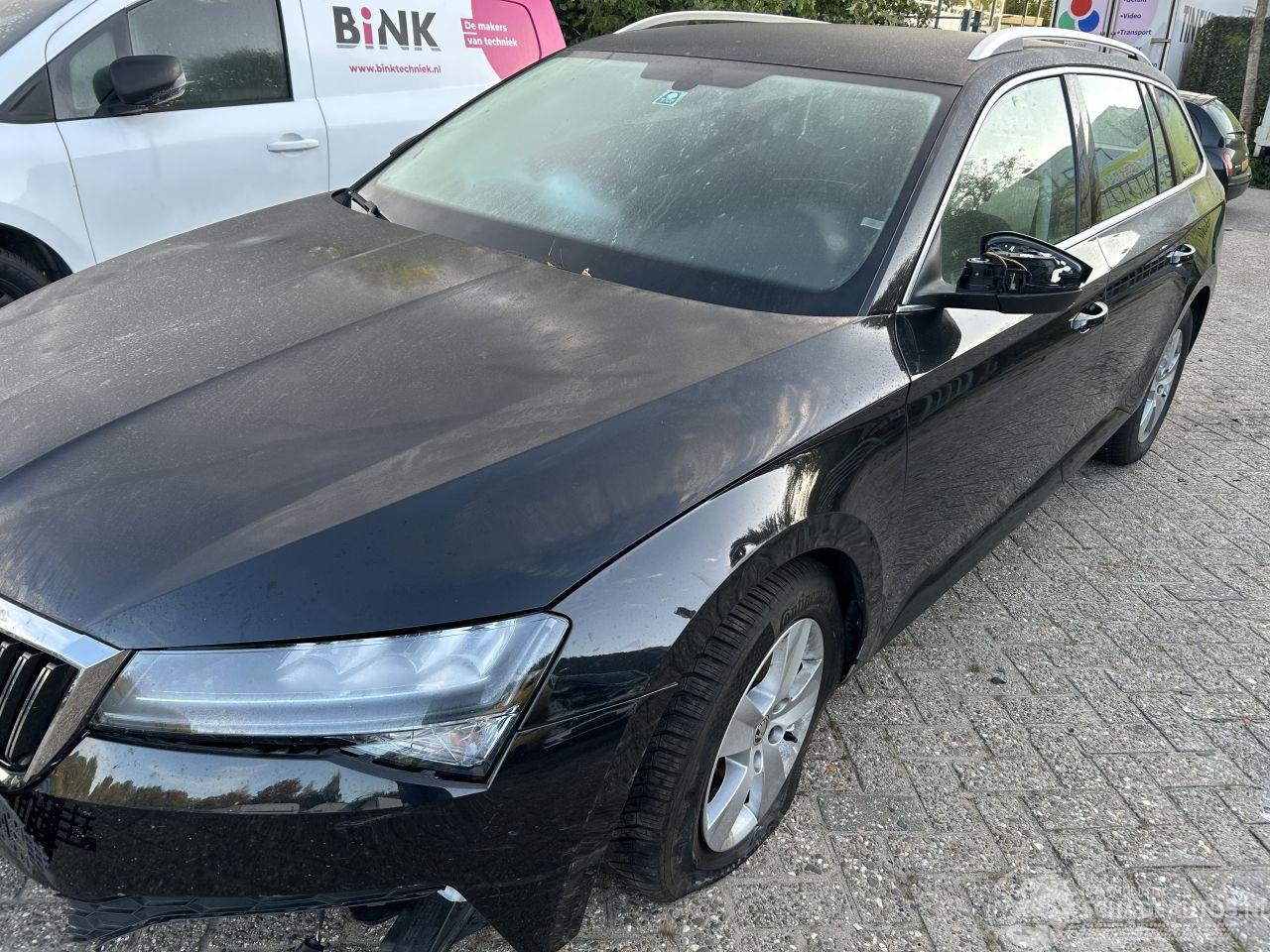 Skoda Superb 1.5 TSI  Automaat Stationcar Business Edition