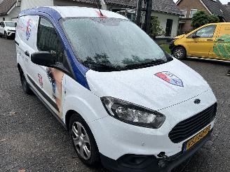 Ford Transit Courier Van 1.5 TDCI  Trend picture 3