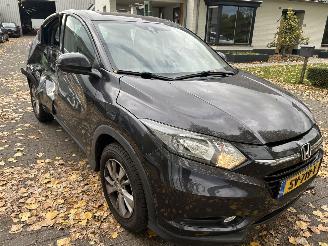 Honda Hr-v 1.5 V-Tec Elegance picture 3