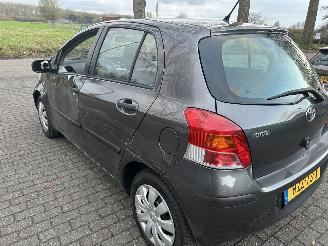 Toyota Yaris 1.3 VVT-i  Comfort  5 Drs picture 7