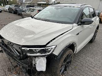skadebil auto Volkswagen T-Roc 1.5 TSI  Automaat  R-Line  ( Nieuw prijs 53000,00 ) 2025/3