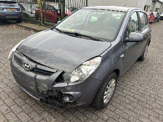 krockskadad bil auto Hyundai I-20 1.2 2012/1