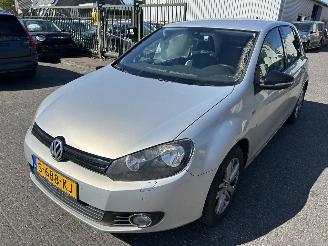 Coche accidentado Volkswagen Golf 1.2 TSI   5 drs 2012/9