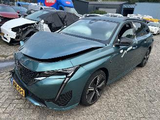 Schadeauto Peugeot 308 SW  1.2 Hybrid  Automaat   GT Uitvoerring 2025/6
