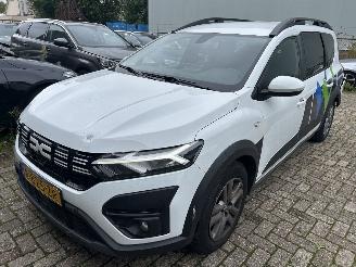 Schadeauto Dacia Jogger 1.0 TCe  Expression   (  LPG en 7 Persoons ) 2023/1