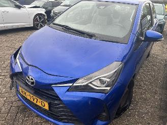 damaged passenger cars Toyota Yaris 1.5 VVTI  Automaat  Aspiration  3 Drs 2018/1