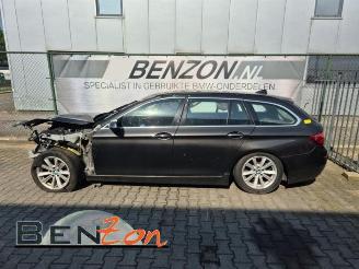 BMW 5-serie 5 serie Touring (F11), Combi, 2009 / 2017 520d xDrive 16V picture 3