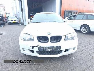 Vrakbiler auto BMW 1-serie 1 serie (E81), Hatchback 3-drs, 2006 / 2012 118i 16V 2009/7