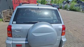 Toyota Rav-4 RAV4 (A2), Terreinwagen, 2000 / 2005 2.0 16V VVT-i 4x4 picture 5