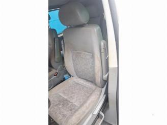 Volkswagen Transporter Multivan T5 (7E/7HC/7HF/7HM), MPV, 2003 / 2015 2.5 Tdi picture 13