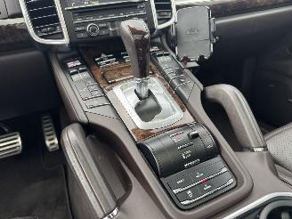 Porsche Cayenne S E-HYBRID Panorama Xenon Leder Voll picture 18