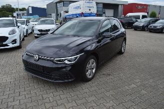  Volkswagen Golf VIII Lim. Life eTSI DSG AUTOMATIK 2021/3