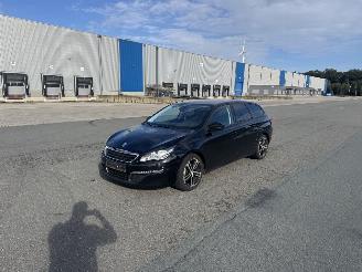 Avarii autoturisme Peugeot 308 1.6 HDI NAVI KLIMAAUTOMATIK LEDER SITZHEIZUNG 2015/12