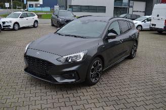 Auto incidentate Ford Focus ST LINE 1.5 DSL 88 KW KOMBI 2023/2