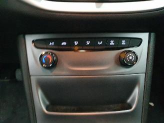 Opel Astra K D68 1.4 Business+ picture 31