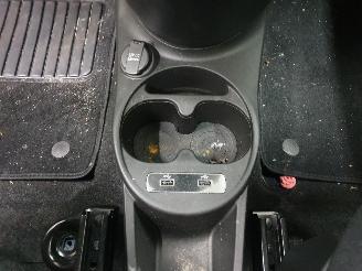 Fiat 500 1.0 Hybrid Dolcevita Firefly picture 17