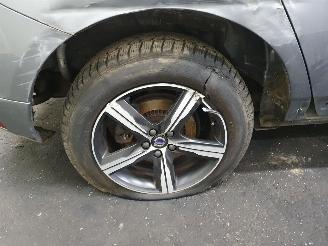 Volvo Xc-60 2.0 D4 FWD R-Design Momentum picture 17