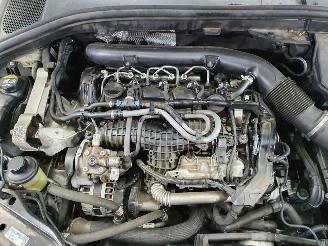 Volvo Xc-60 2.0 D4 FWD R-Design Momentum picture 22