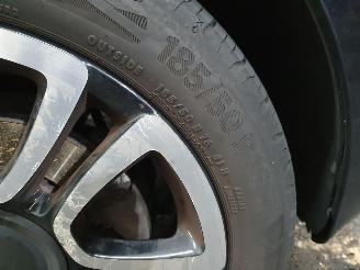 Volkswagen Up! 121 1.0 BlueMotion High Up! picture 12