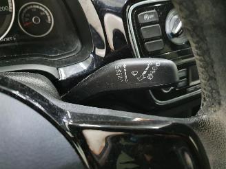 Volkswagen Up! 121 1.0 BlueMotion High Up! picture 24