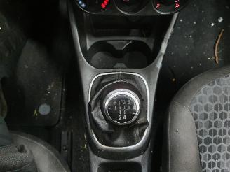 Opel Corsa X15 P68 picture 16