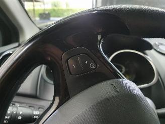 Renault Clio Mk4 0.9 TCe Dynamique GT Line picture 19