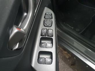 Hyundai Kona SX2 EV Premium 64kWh picture 30