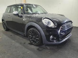 Vrakbiler auto Mini Cooper F56 Cooper 2014/11