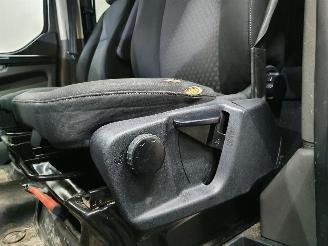 Ford Transit Custom 300L 2.0 EcoBlue Trend picture 10