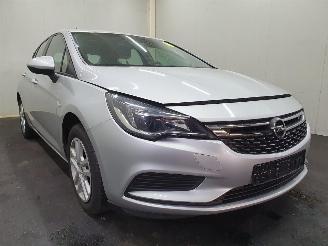 Purkuautot passenger cars Opel Astra K B16 Edition 1.0 EcoFlex 2016/4