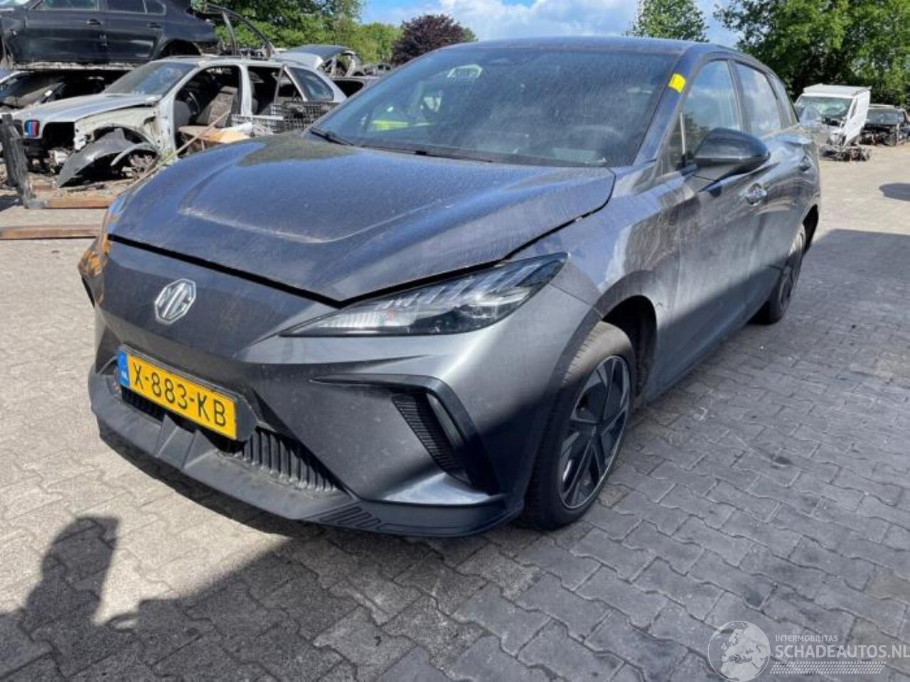 MG 4 Electric, Hatchback, 2022 Comfort, Luxury 64 kWh