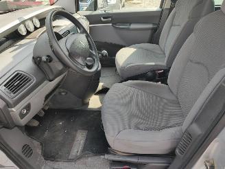 Peugeot 807 Zilver EZR 2.2 HDI Onderdelen 20LM24 Bak picture 10