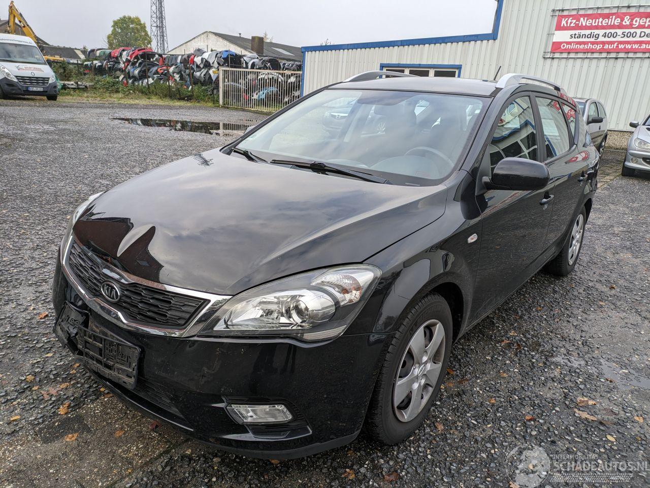 Kia Ceed 1.4 Schwarz