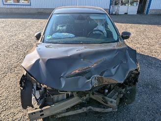 Nissan Pulsar 1.2 picture 3