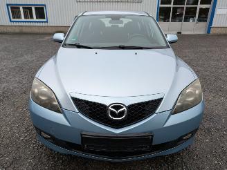 Mazda 3 1.6 picture 2