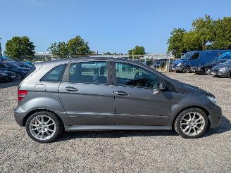 Mercedes B-klasse B 200 picture 4