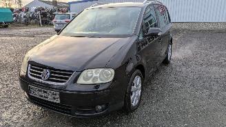 Dezmembrări autoturisme Volkswagen Touran 2.0 TDI 2004/9
