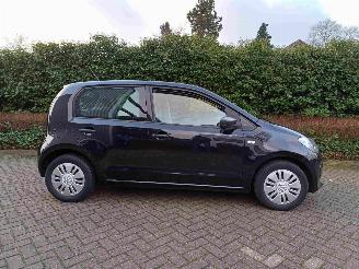 Volkswagen Up! 1.0 take up! BlueMotion airco 5drs picture 12