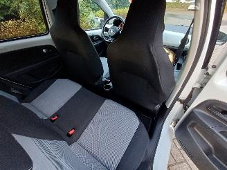 Volkswagen Up! 1.0 high up! BlueMotion White navi & ac picture 10