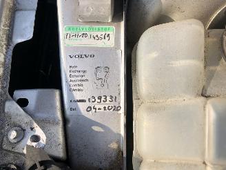 Volvo V-40 Cross Country 1.6 diesel 84kW E5 picture 17